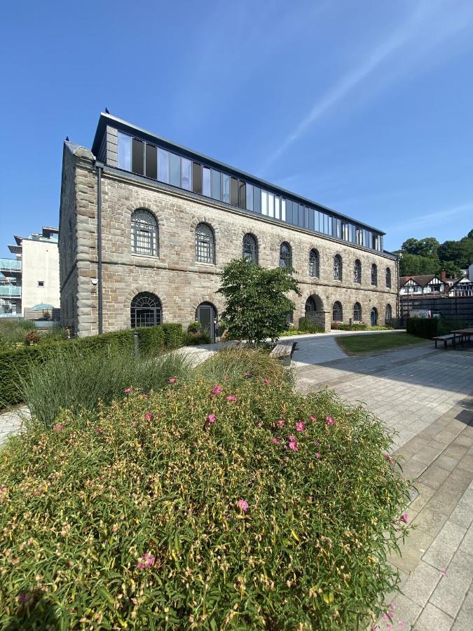 Sublime Waterfront Retreat With Private Terrace Apartamento Bristol Exterior foto