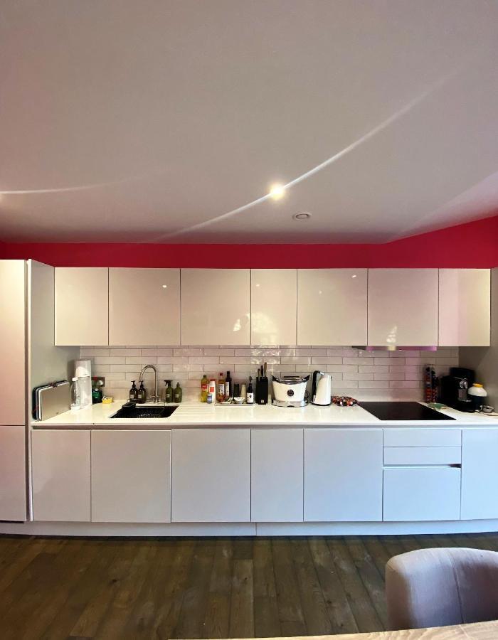Sublime Waterfront Retreat With Private Terrace Apartamento Bristol Exterior foto